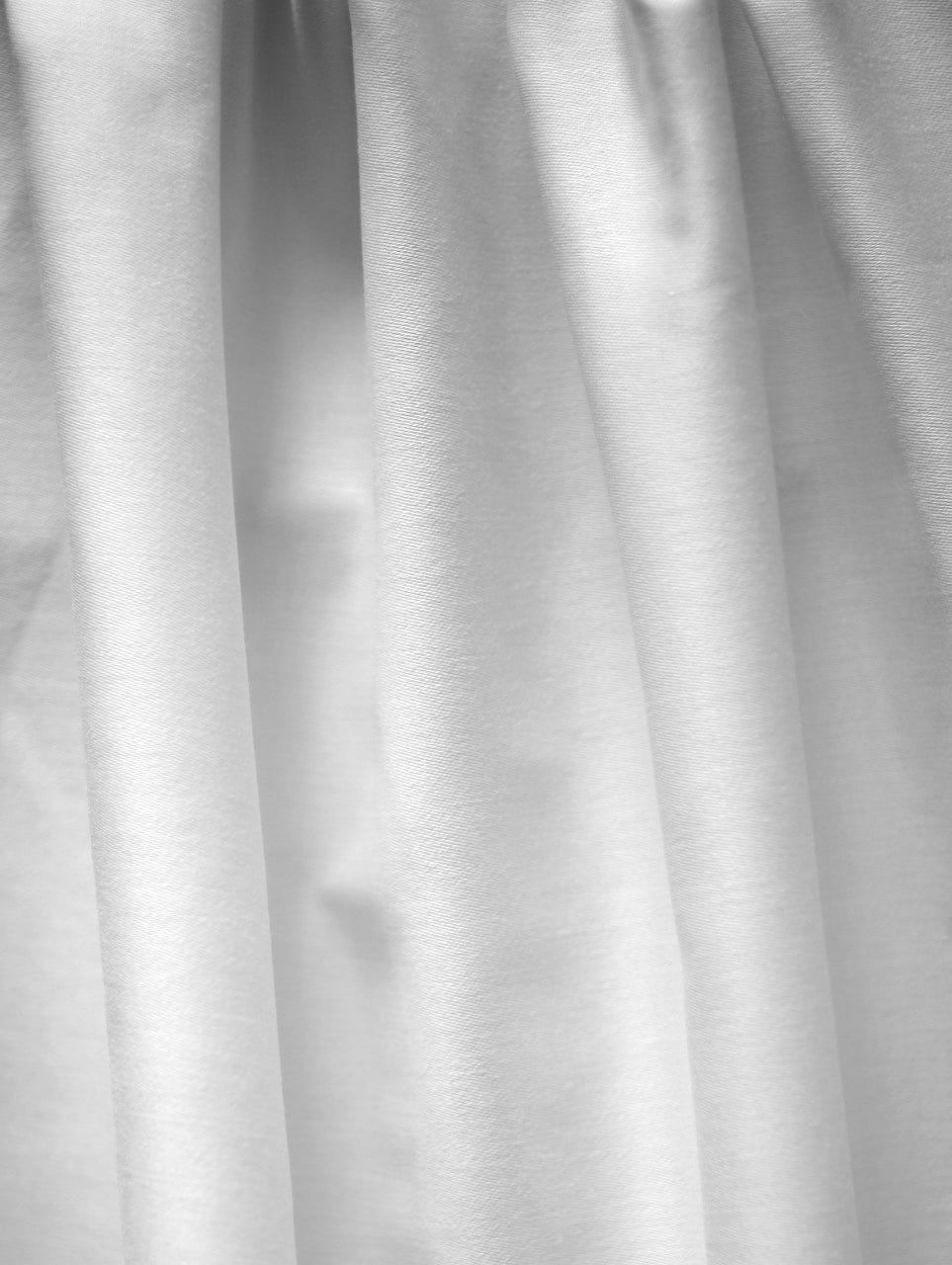 Solid white organic cotton sateen