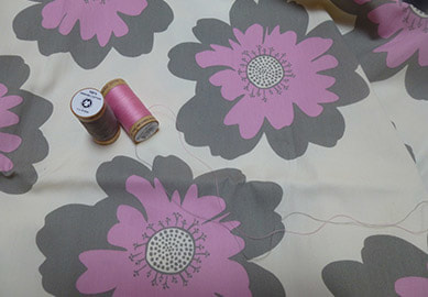 Uncomplicated pink grey on natural organic cotton percale